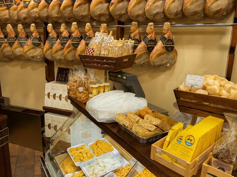 Bologna Private Walking Food Tour