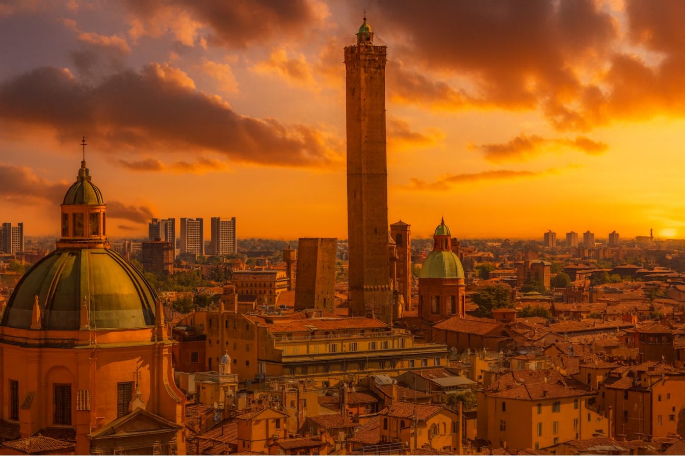 закат в Болонье